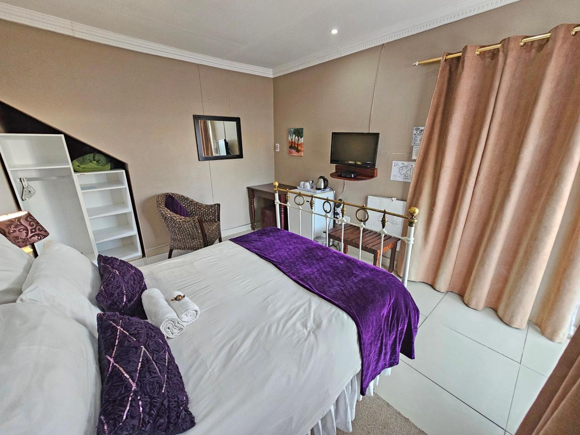 Bettie's Luxury Lodge Kroonstad Extérieur photo
