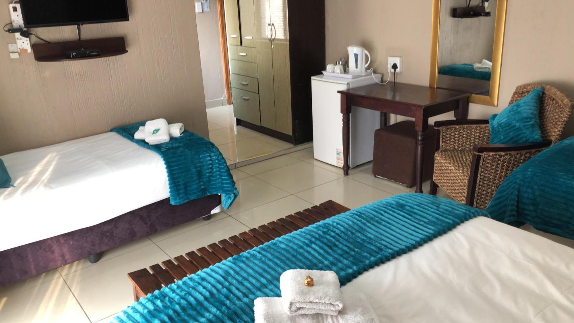 Bettie's Luxury Lodge Kroonstad Extérieur photo