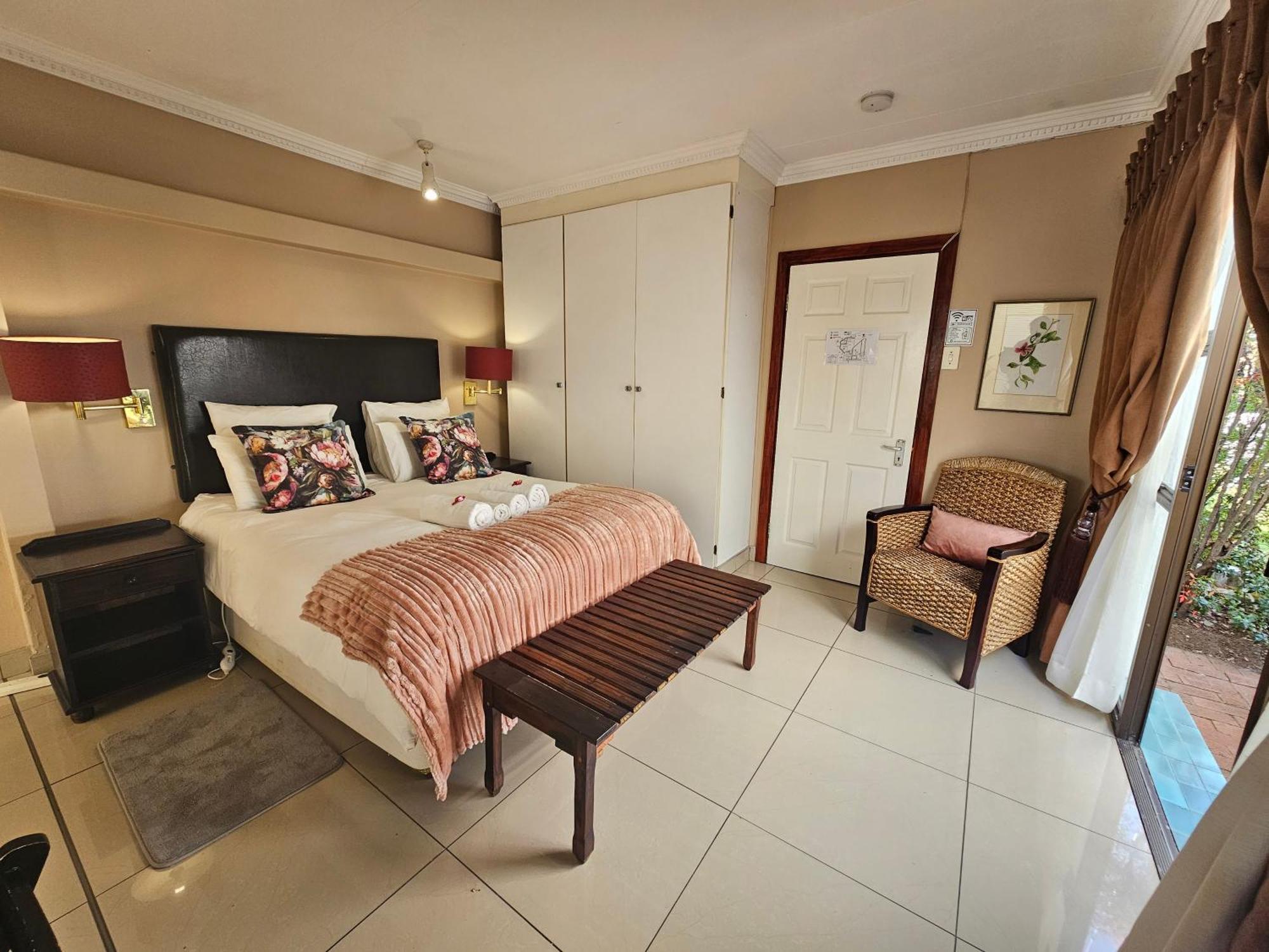 Bettie's Luxury Lodge Kroonstad Extérieur photo