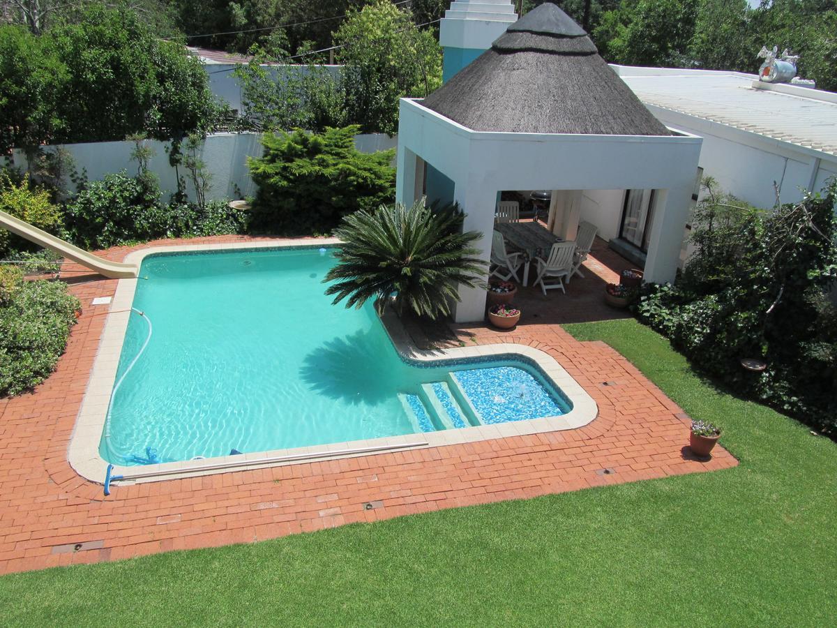 Bettie's Luxury Lodge Kroonstad Extérieur photo